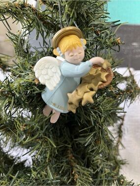 Vintage Longs Drugs 
Angel Christmas Ornament Christmas Stars #1 
Series 
1996